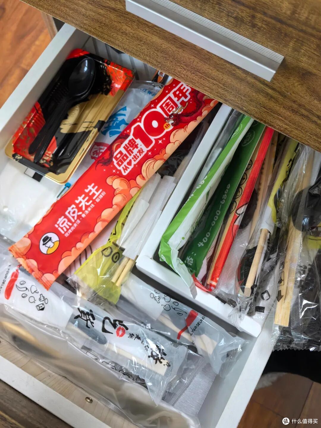 断舍离1000件物品后才发现:家里乱都是攒出来的,赶紧扔掉吧!