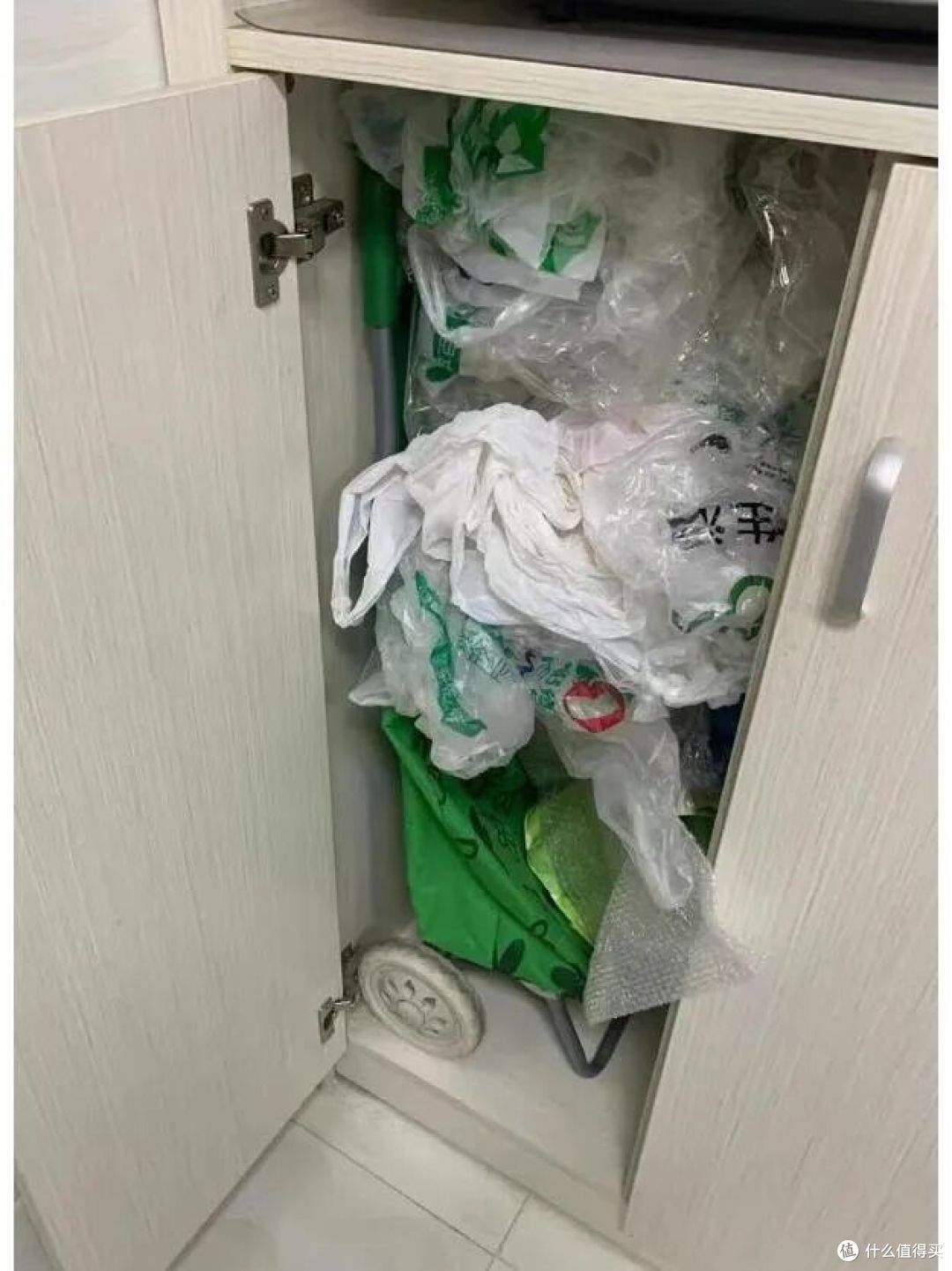 断舍离1000件物品后才发现:家里乱都是攒出来的,赶紧扔掉吧!