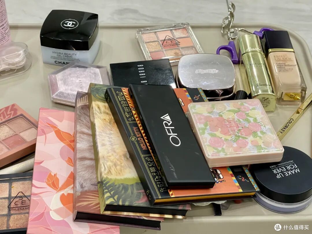 断舍离1000件物品后才发现:家里乱都是攒出来的,赶紧扔掉吧!