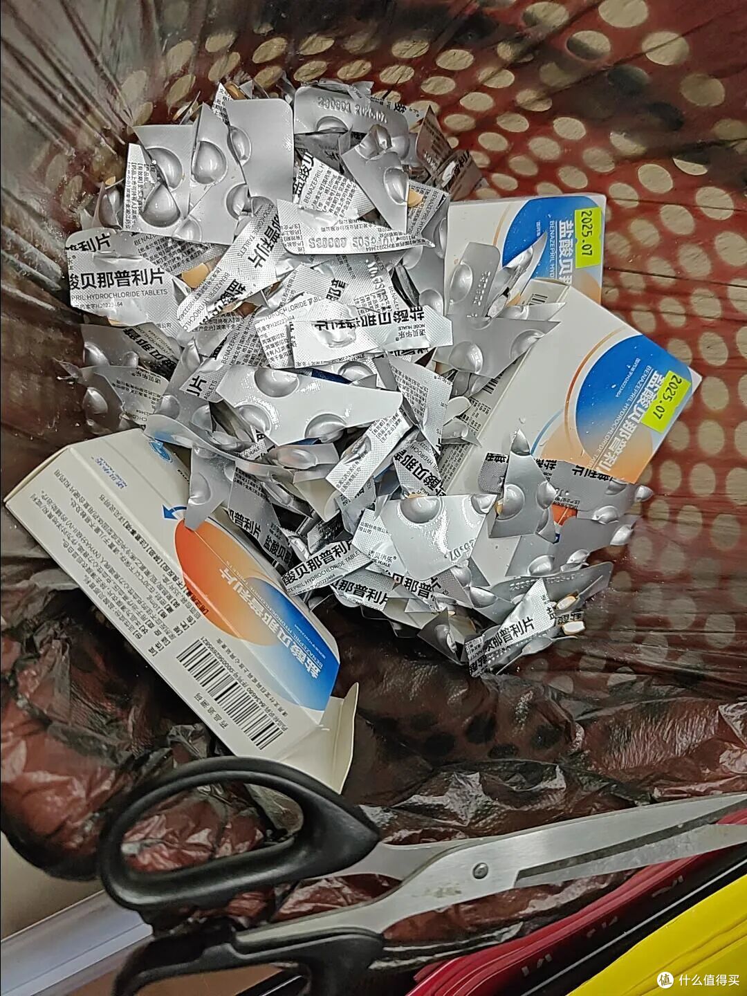 断舍离1000件物品后才发现:家里乱都是攒出来的,赶紧扔掉吧!