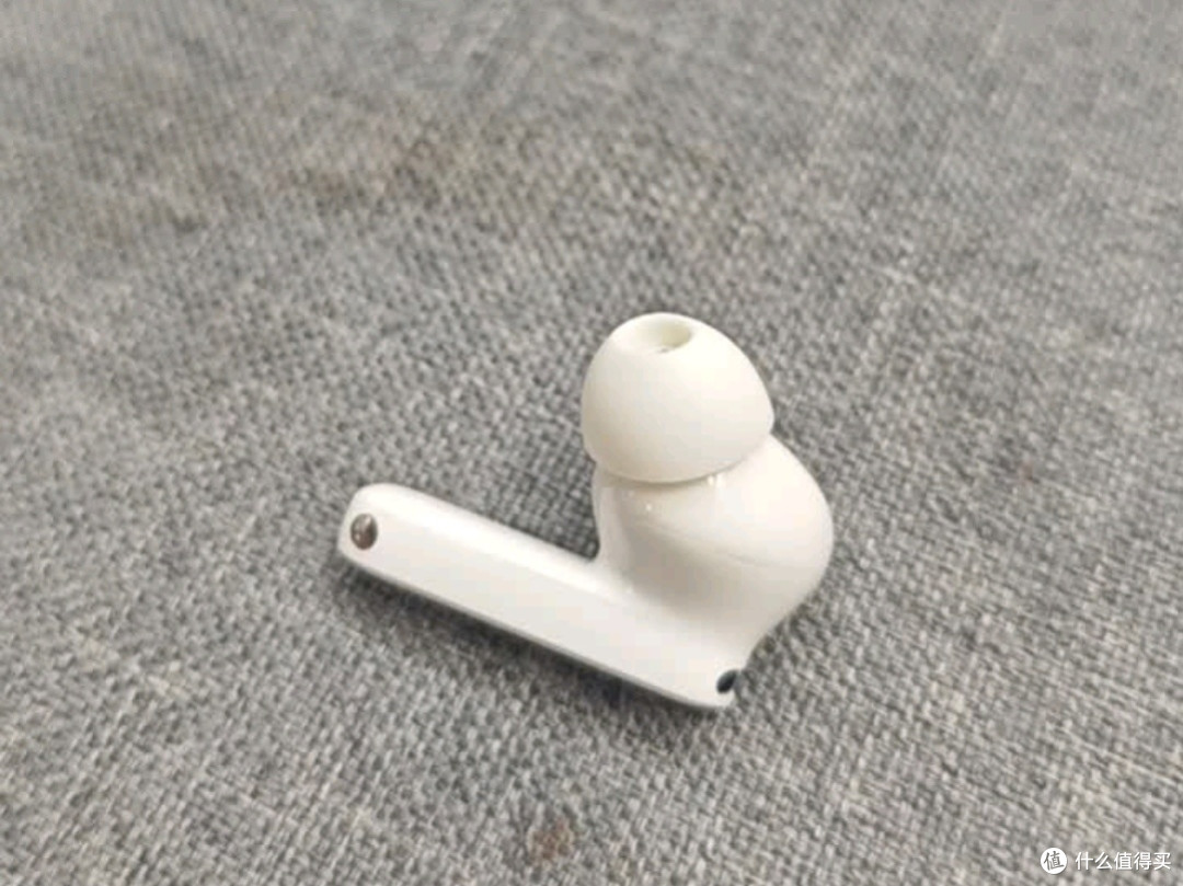OPPO Enco Free4珠光白：真无线降噪耳机的全能标杆