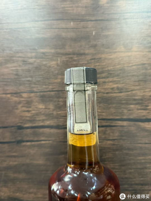 山崎蒸溜所樽出原酒10年貯蔵威士忌：原桶力量与十年时光的交响_威士忌_