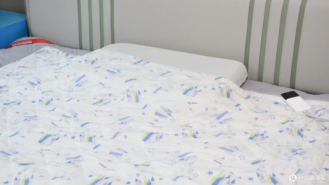 冬日睡眠革命！米家智能电热毯：双区独立温控，辅热除螨一机多用