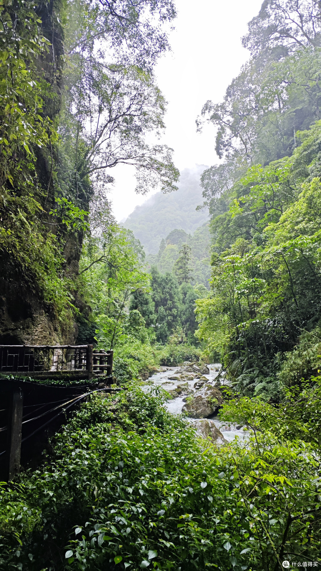 峨眉山
