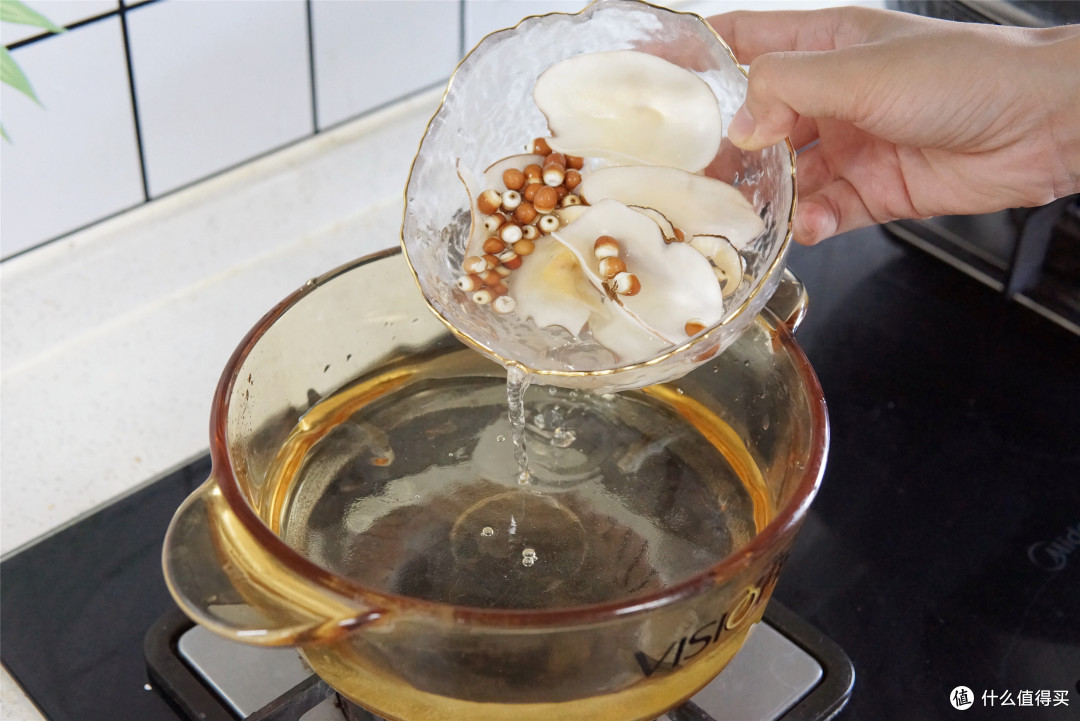 深秋季节别乱补,有钱没钱多吃3种“秋果”,润燥暖身,安稳入冬