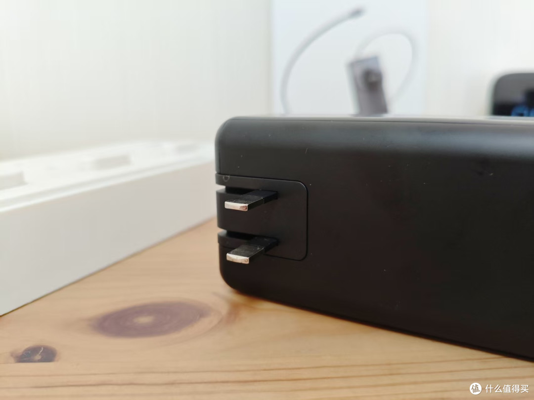 10000mAh+30W快充,iWALK三合一能量兔,iPhone 17的靠谱充电搭子