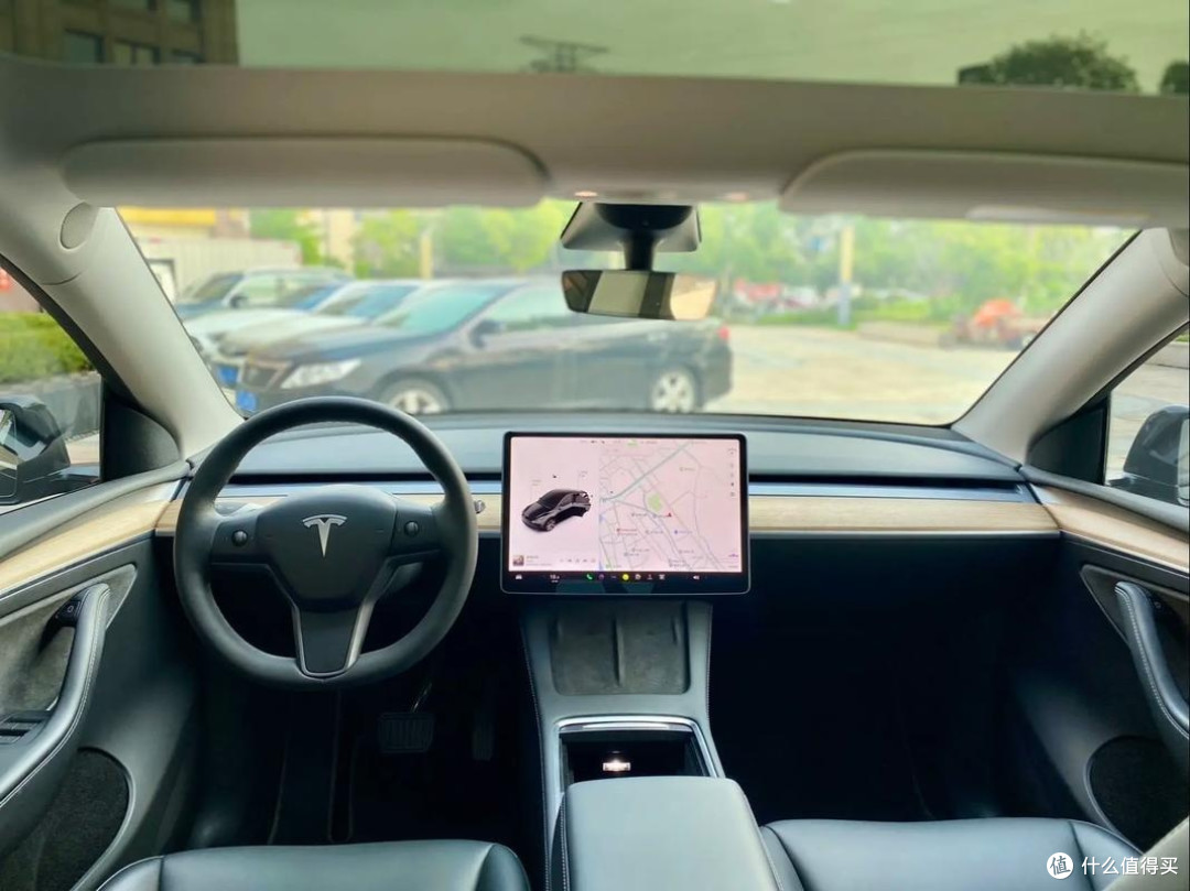 特斯拉Model Y:电动车界的科技豪华新标杆