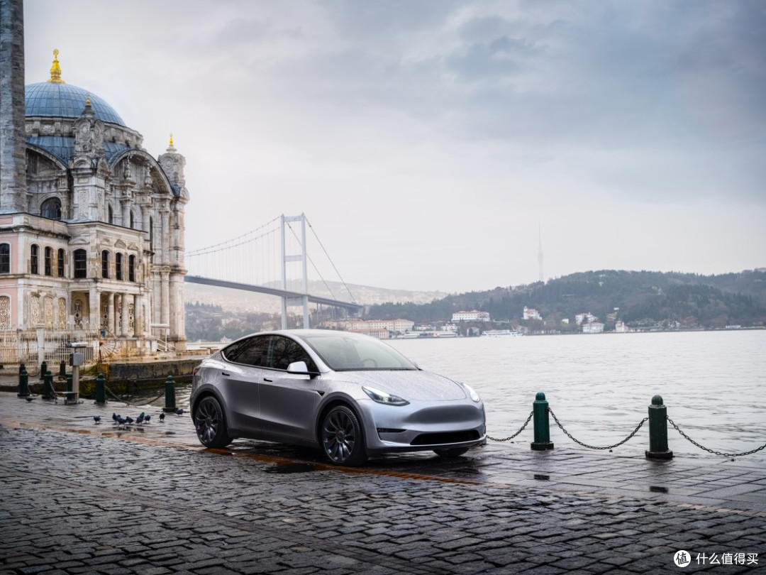开了半年特斯拉 Model 3，这些真实体验想跟准车主唠唠