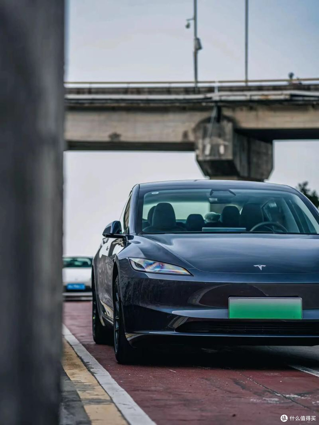 开了半年特斯拉 Model 3，这些真实体验想跟准车主唠唠