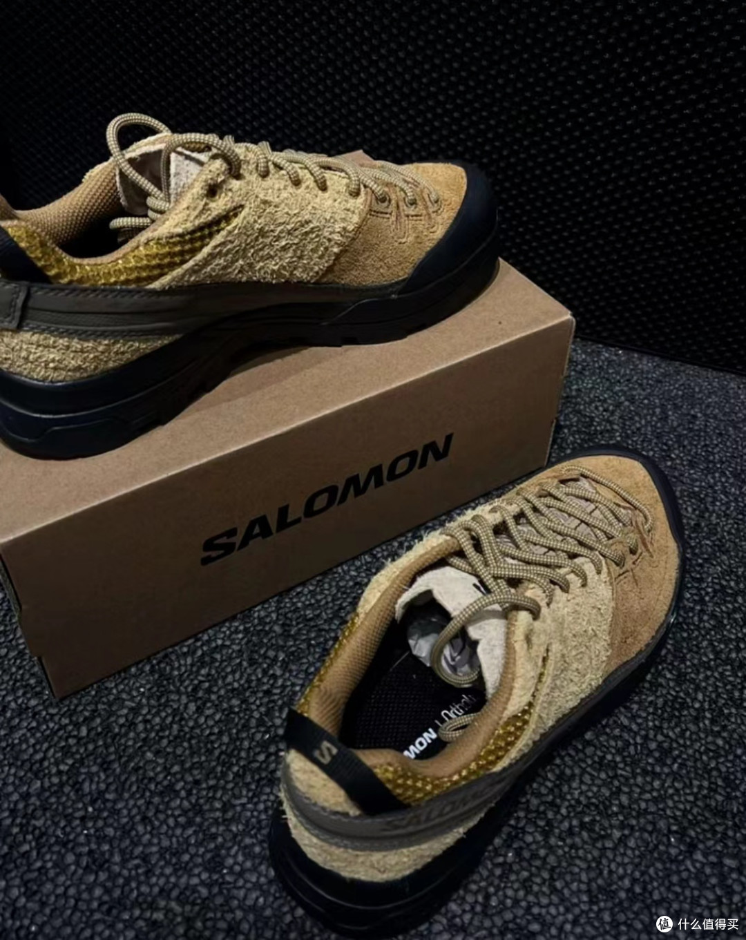 🏔️ 一脚蹬山,一脚入城?SALOMON X-ALP SUEDE登山鞋