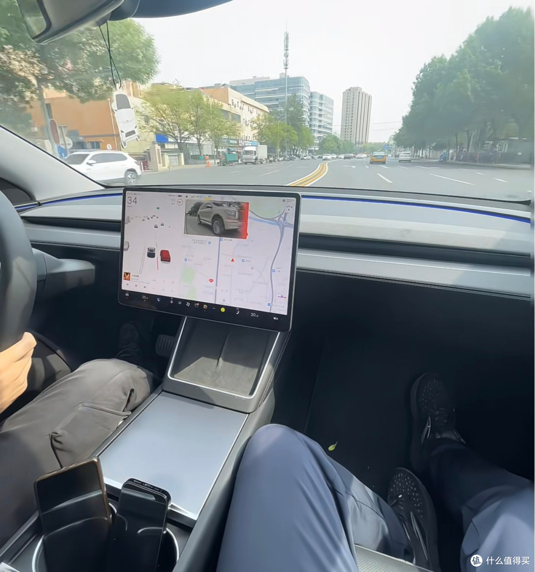 特斯拉Model Y:销量火爆但缺点明显