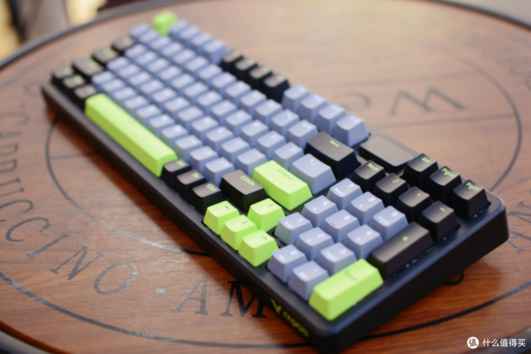 200 元价位的 “客制化自由”!雷柏 V700 DIY-98 快银轴键盘测评