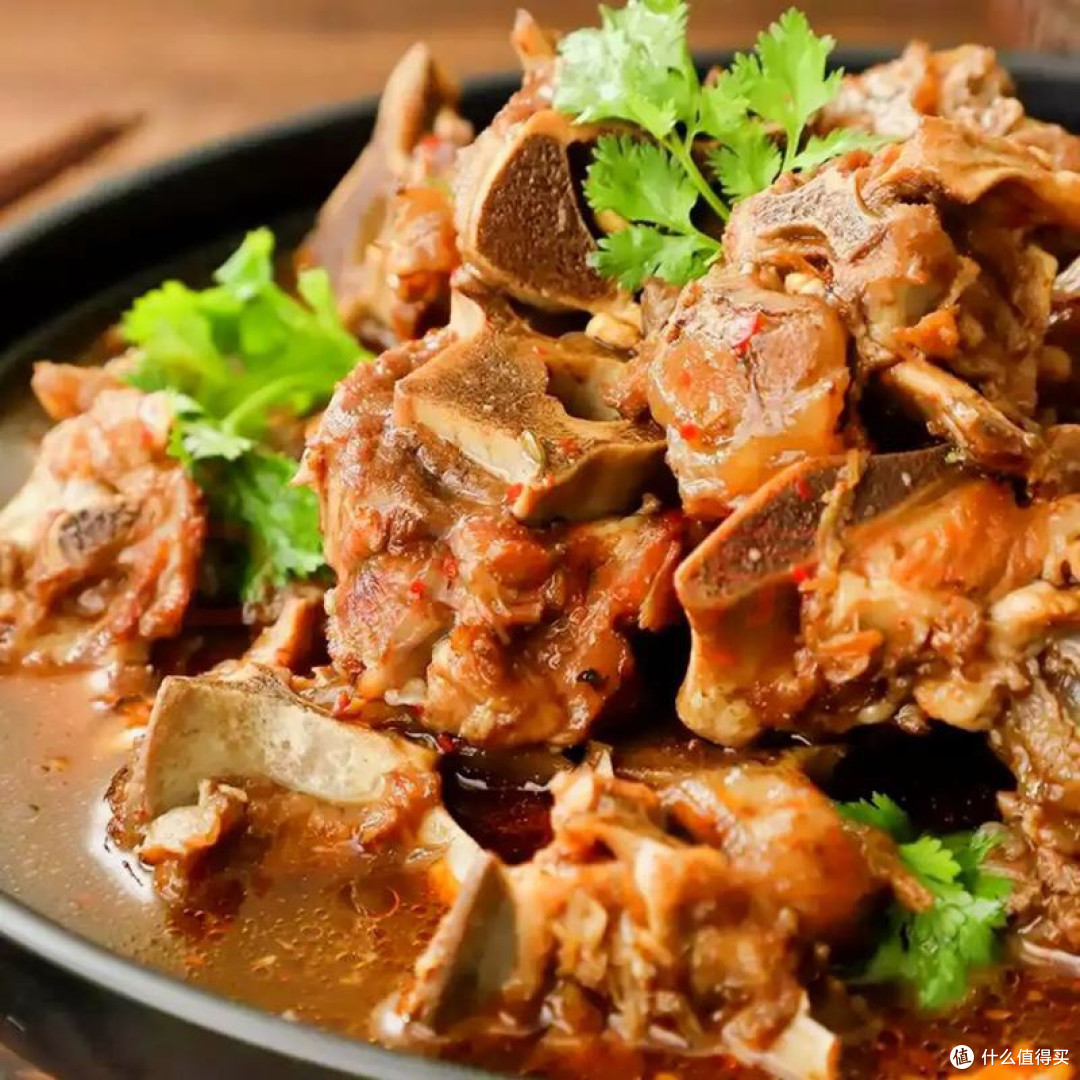 寒露一到就馋这锅肉,老城一锅的羊蝎子啃着才够劲儿