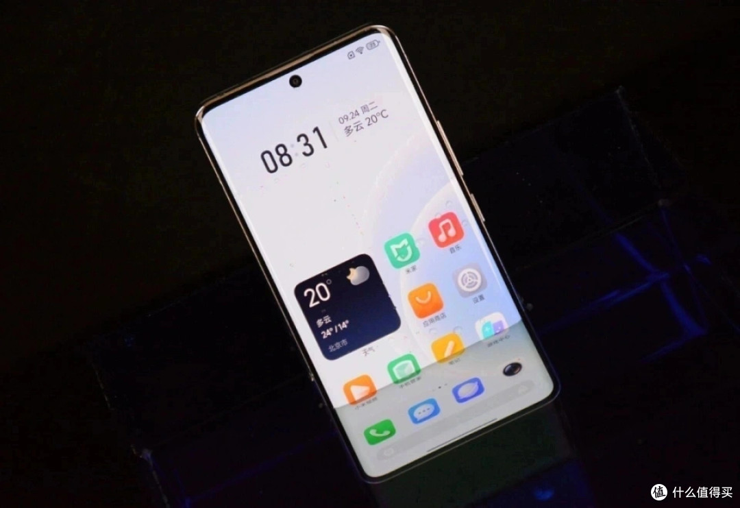 小米不讲武德,从2399元降至1546元,16GB+512GB+90W闪充+IP69