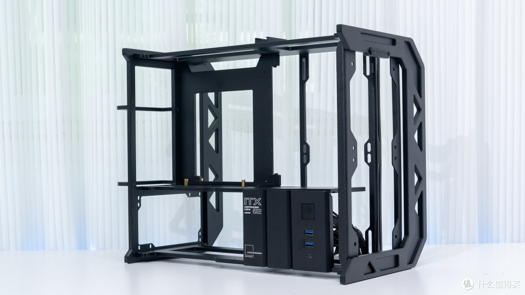 维大DEFENDER MINI 02+华硕ROG B850i+索泰5080天启装机分享
