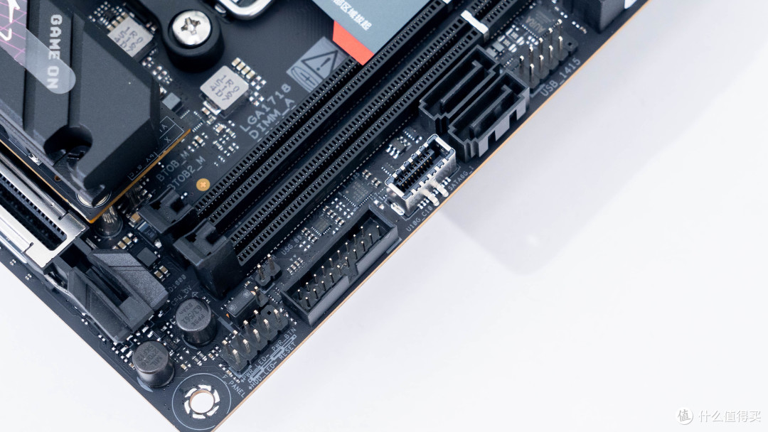 维大DEFENDER MINI 02+华硕ROG B850i+索泰5080天启装机分享