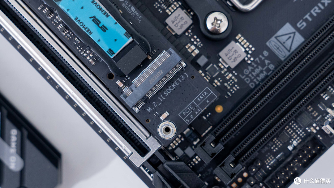 维大DEFENDER MINI 02+华硕ROG B850i+索泰5080天启装机分享