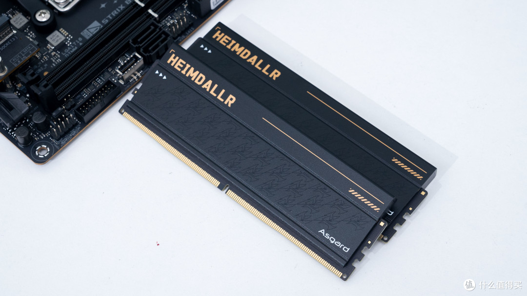 维大DEFENDER MINI 02+华硕ROG B850i+索泰5080天启装机分享