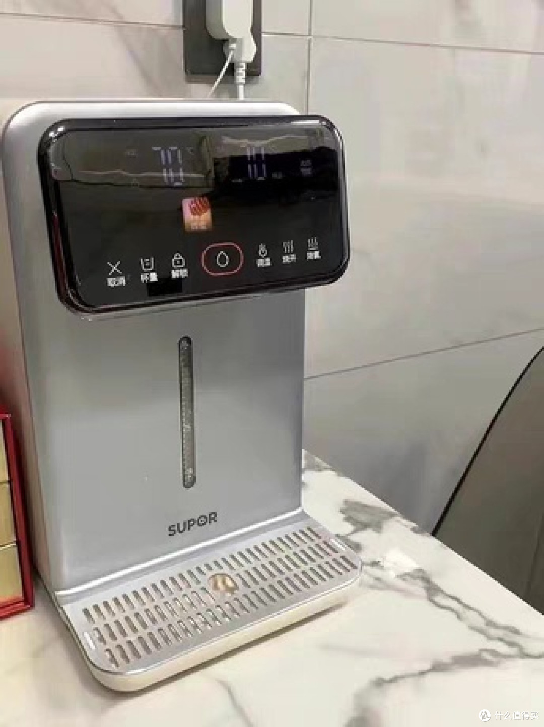 闲鱼捡漏记：蹲到全新未拆苏泊尔电热水瓶