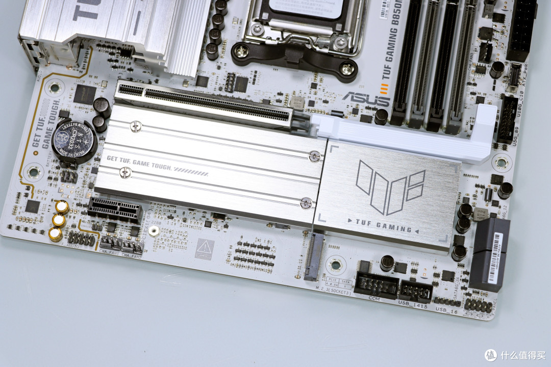 入门游戏神 U!AMD R5 9500F 搭配 B850 重炮手 WIFI7 W 战未来