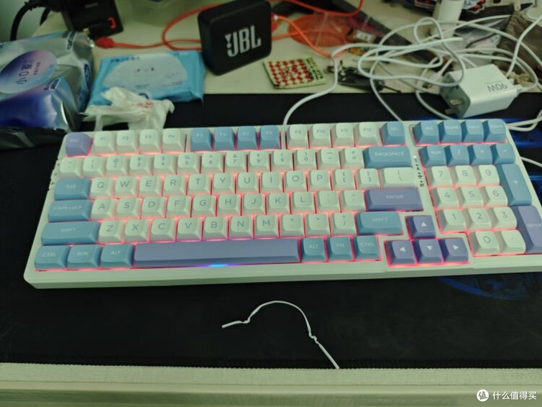 半价入手VGN V98PRO键盘体验