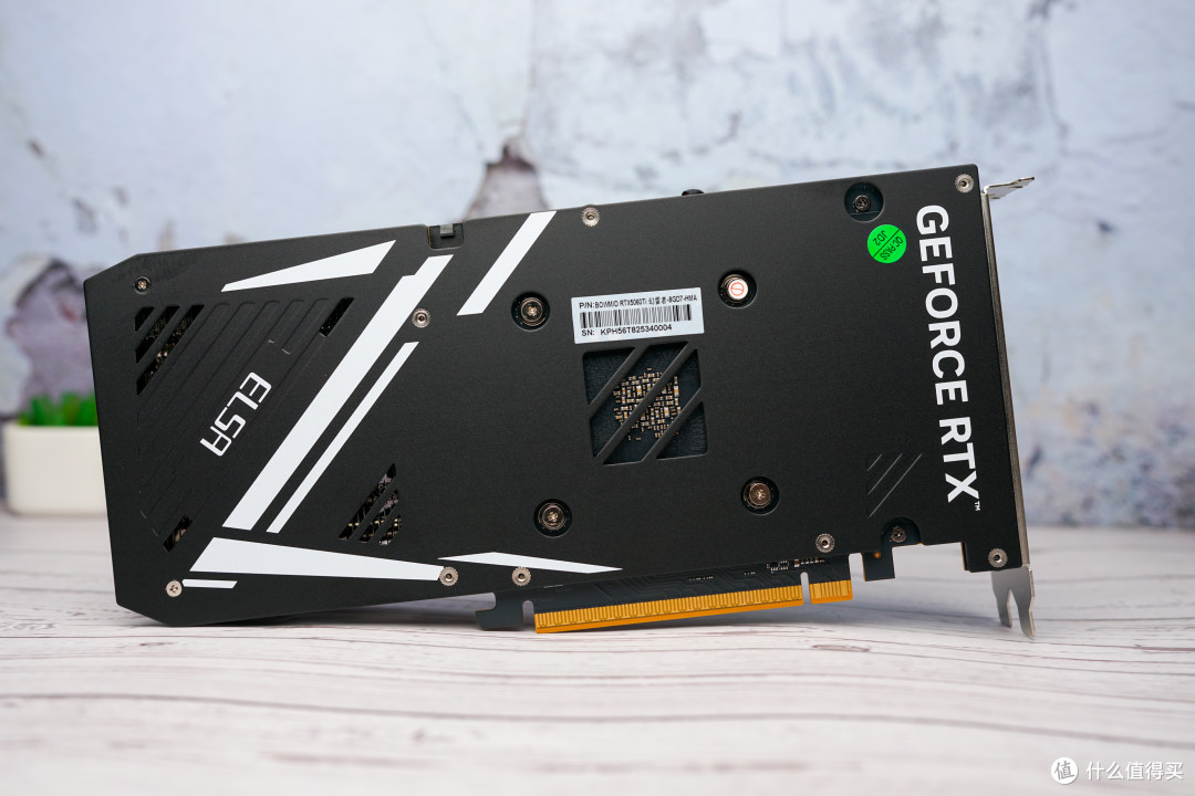 经典大作高清化,艾尔莎RTX5060Ti幻雷者和你玩转《合金装备3》