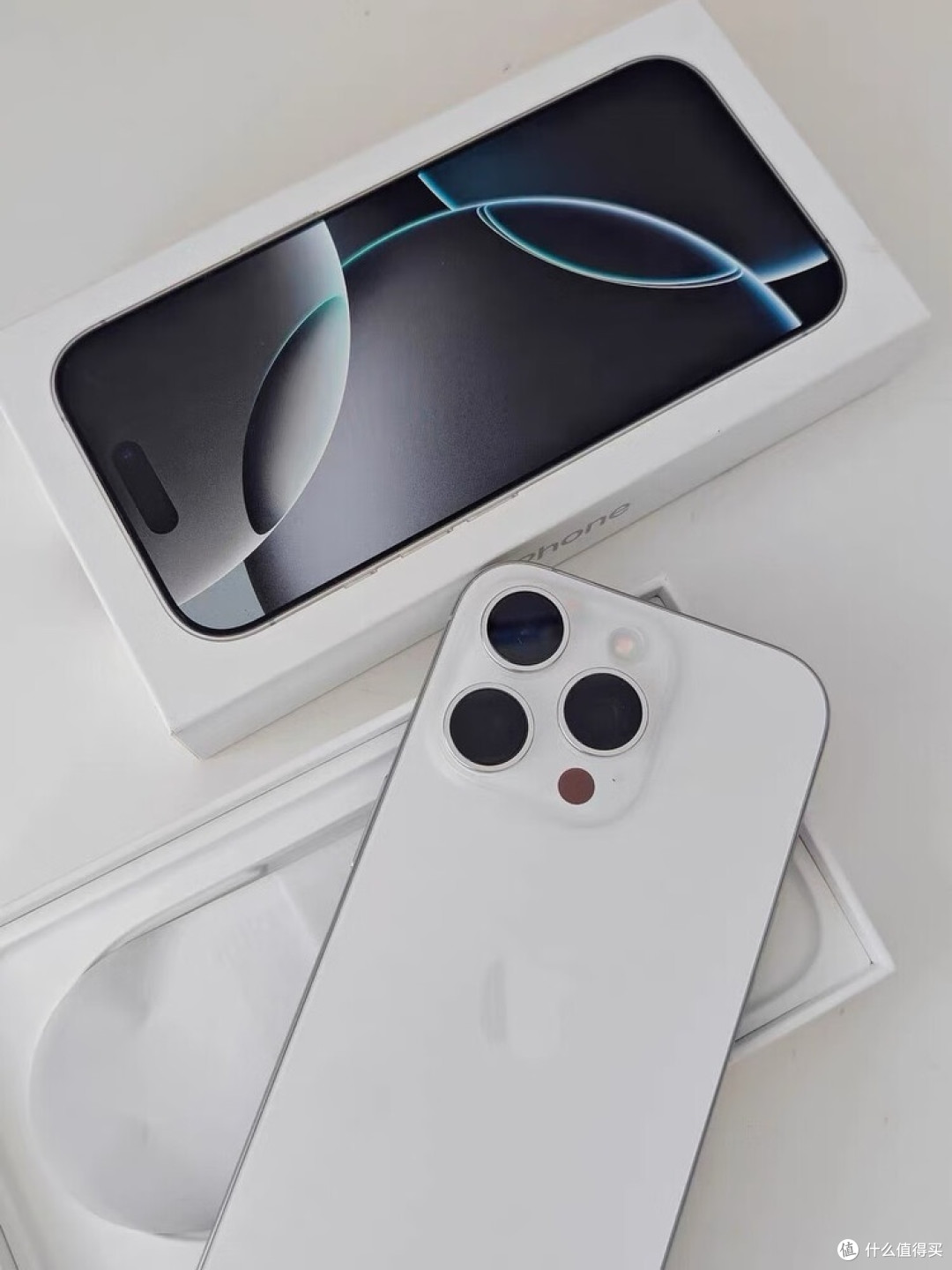 iPhone 15 Pro：从开箱到日常的完美体验
