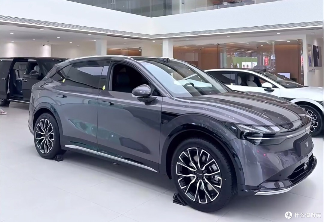 极氪7X和Model Y，我选了它，一点真实感受！