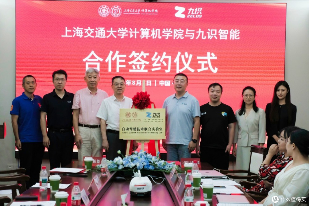 微信图片_20250911141020_886_121_副本.jpg