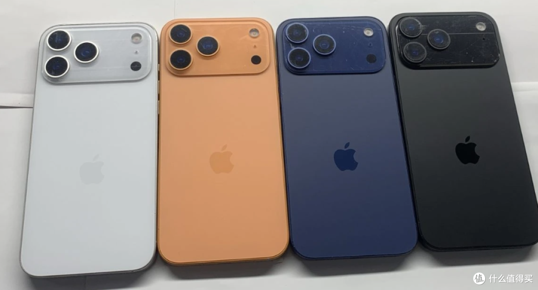 库克开心至极!iPhone17预约量突破220万,这次“牙膏”挤爆了