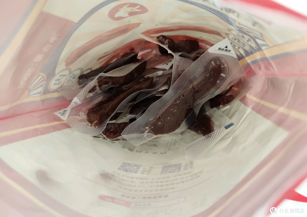 草原风味:京东京造手撕风干牛肉干的味觉之旅