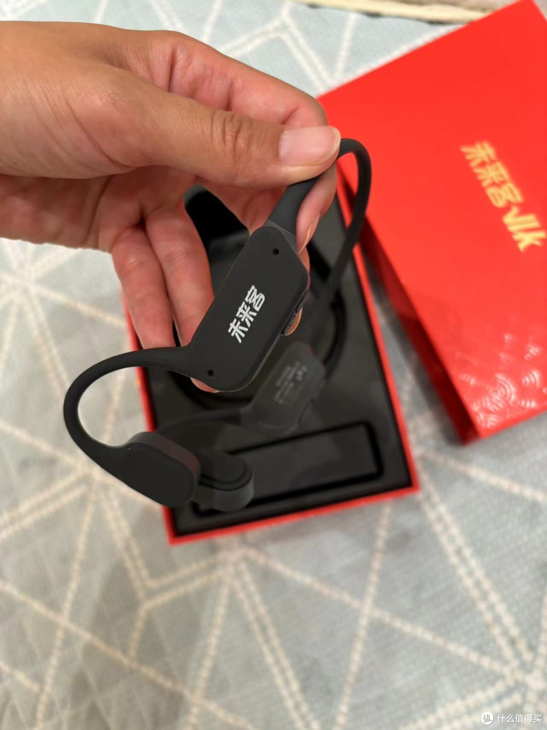 助听器价格多少钱一个合适？奥迪康助听器如何？助听器价格表一览