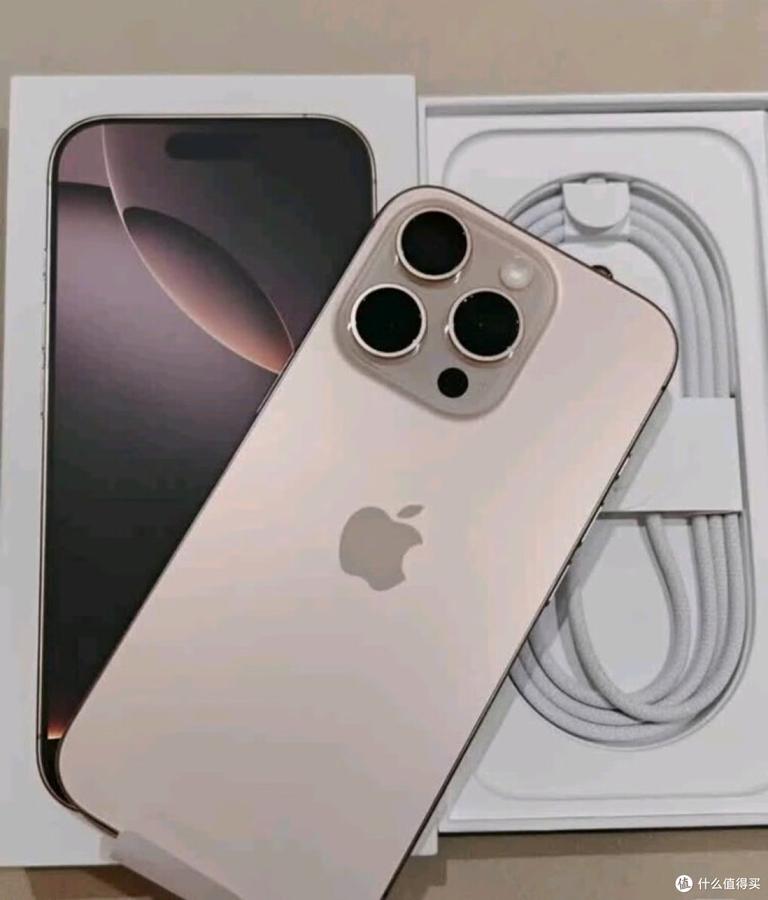iPhone 15 Pro Max的质感体验