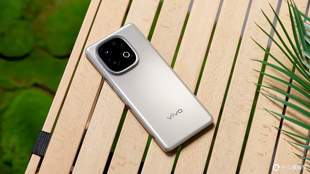 vivo“不讲武德”!8200mAh+IP69卖1499,天玑8400卖1699,怎么选