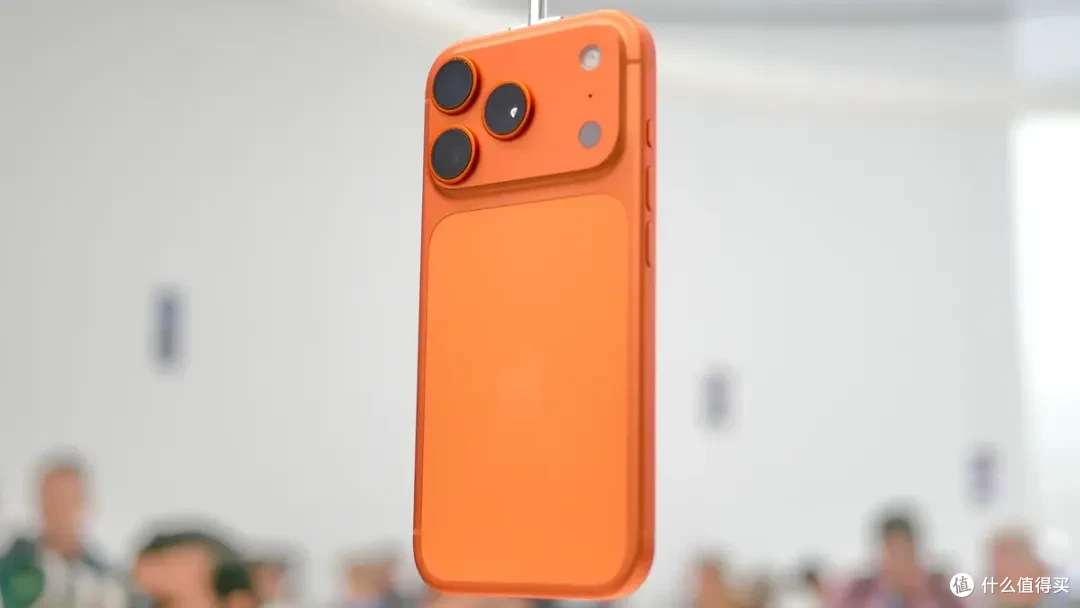 iPhone 16 Pro 与 17 Pro 对比,价格相差1100元到底有什么区别?