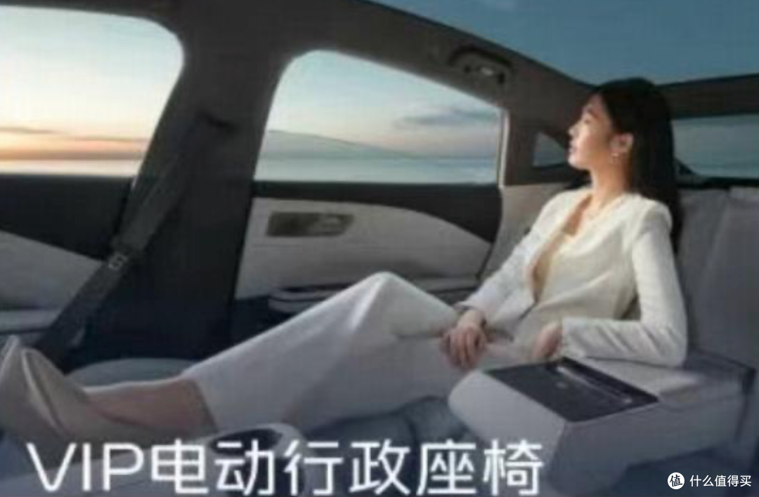 吉利银河E8新车型上市,续航610公里,16.18万元起!