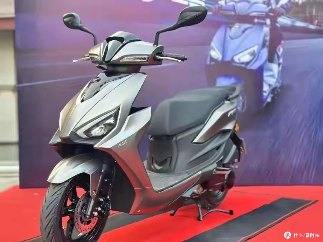 4500公里川藏线实测!光阳KS125凭什么颠覆我对光阳的认知?