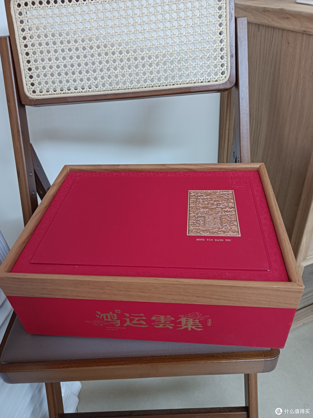 中秋限定礼盒，从外盒到内衬尽显大气