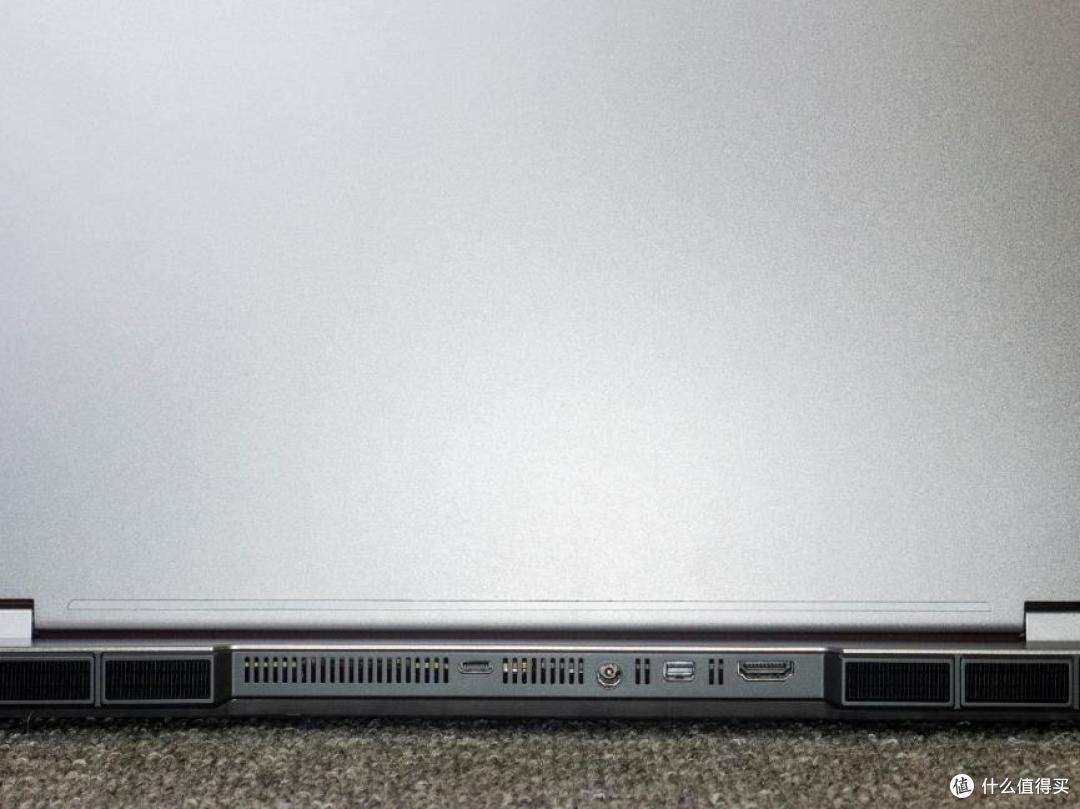 机械革命耀世16 Ultra:搭载长江存储PC450 SSD,打造高质价比