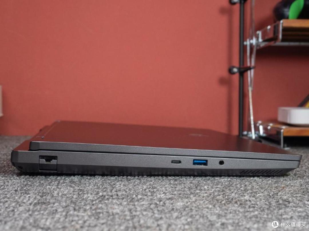 机械革命耀世16 Ultra:搭载长江存储PC450 SSD,打造高质价比