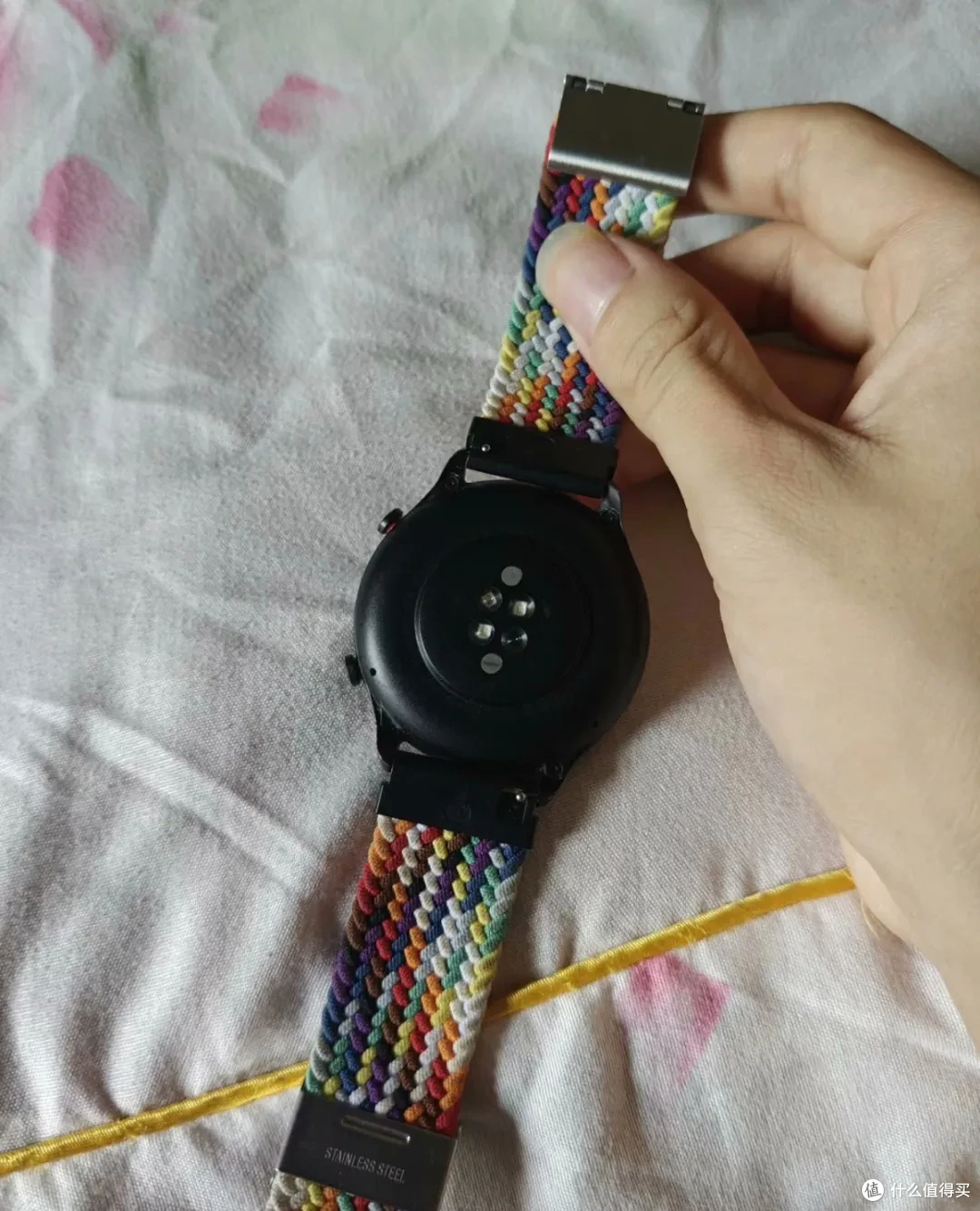超长续航手表才65元,待机45天还能测温度,支持GPS和eSIM