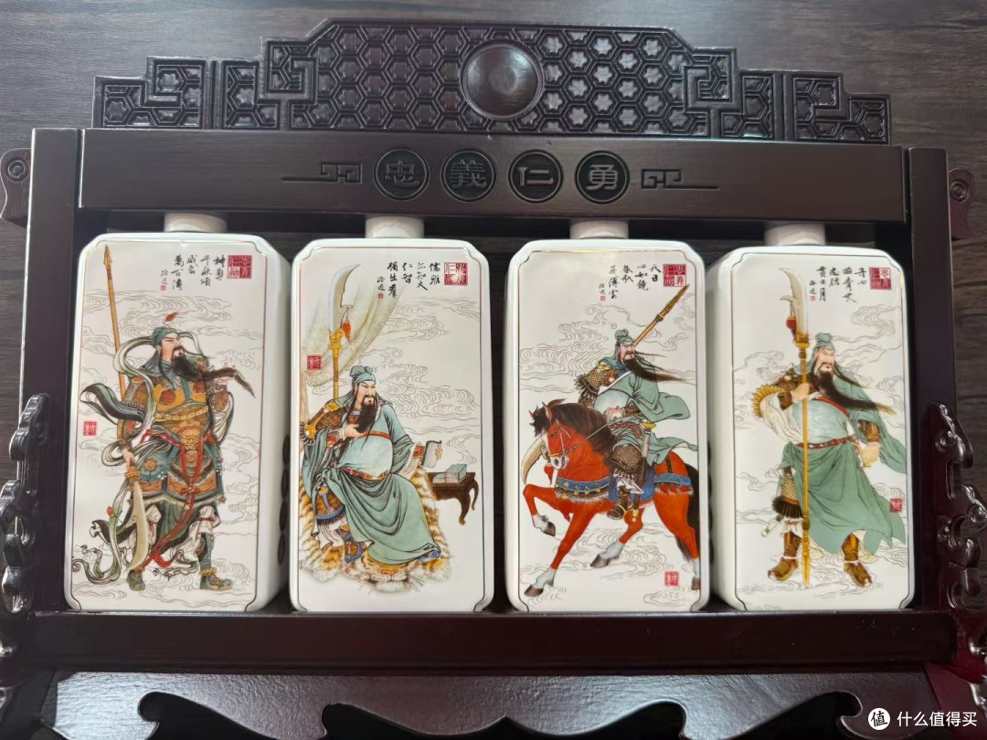 忠义仁勇入酒魂:茅台名门系列(关公套装)的文化与酱香之美