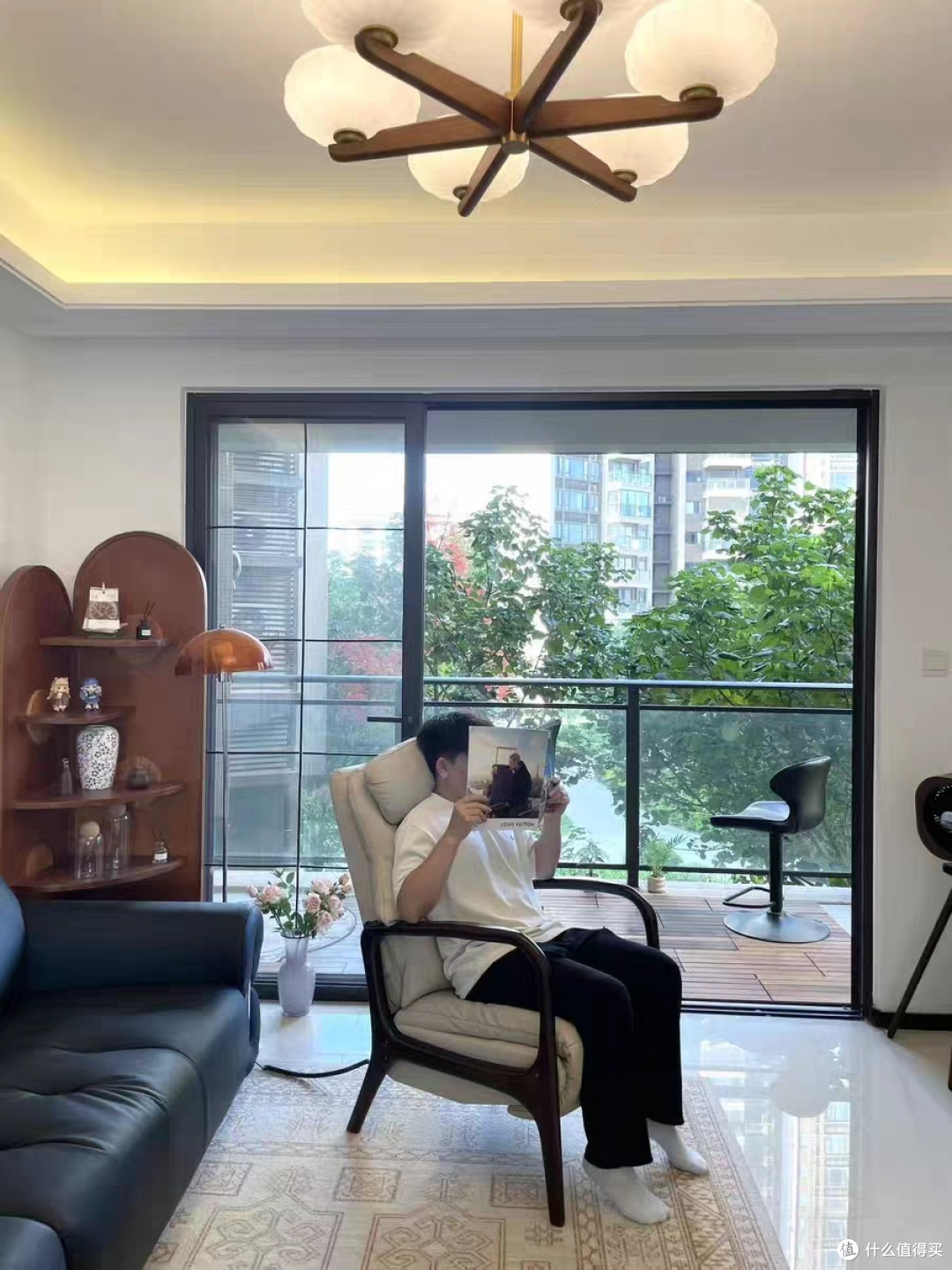 极简生活一年,我扔掉了90%的物品,却收获了100%的快乐