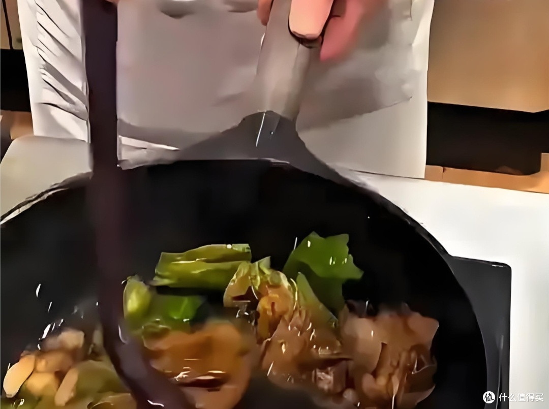 罗永浩“炮轰”西贝:预制菜争议背后的品牌信任危机