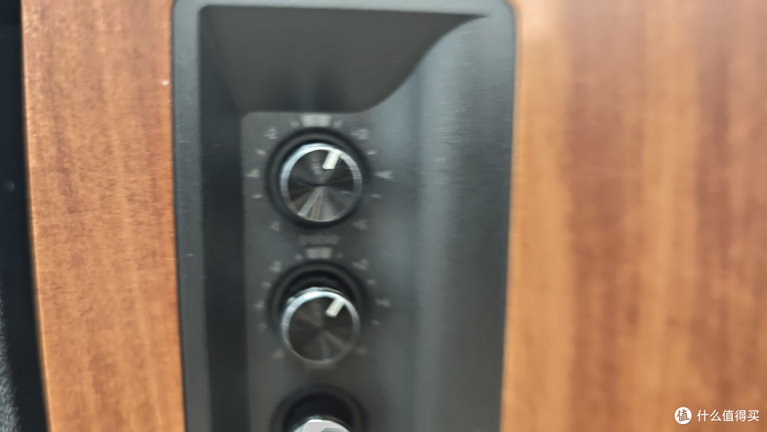 有了家庭影院之后,打黑神话悟空更爽了?漫步者R1700bt+