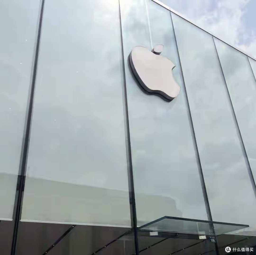 iPhone 17热度飙升,资深苹果用户:可以等等再买