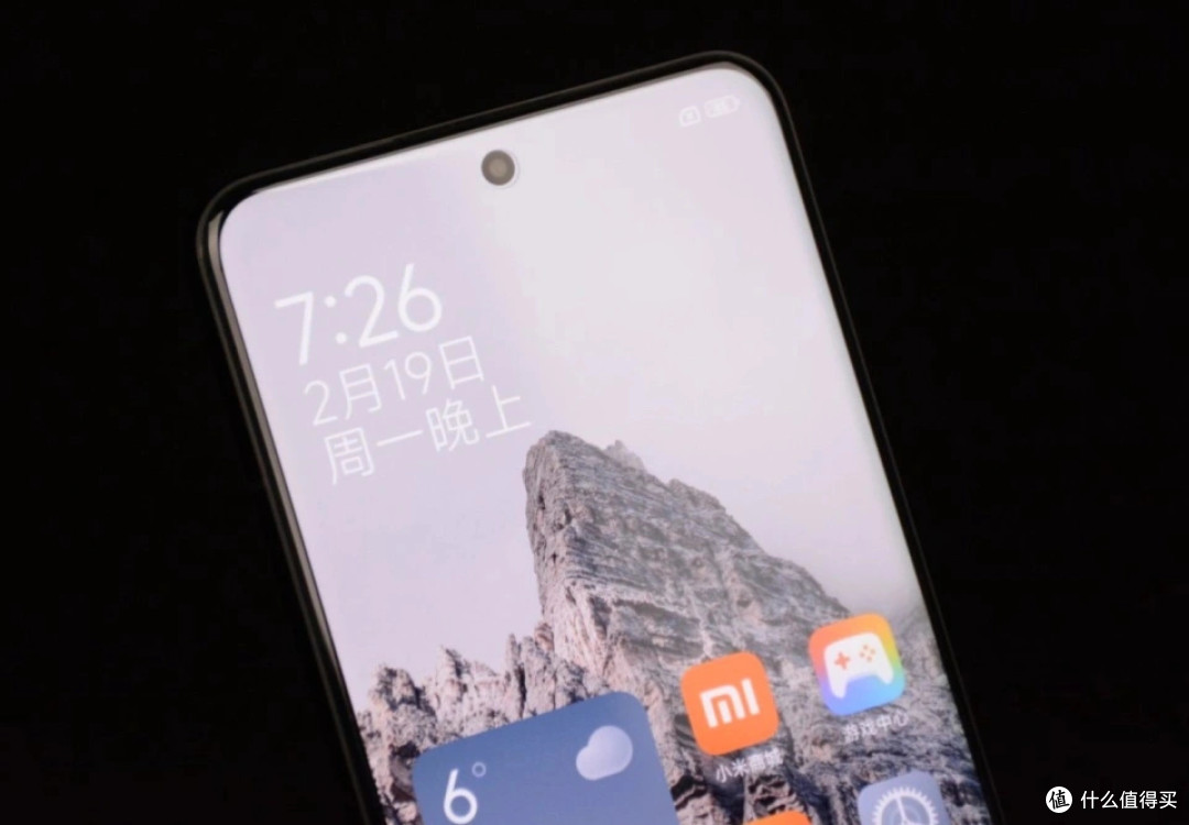 小米宣布清仓，16GB+512GB跳水2700元，5300mAh+IP68+骁龙8Gen3