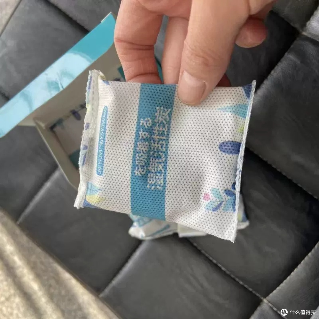 活性炭干燥剂解决家居潮湿问题
