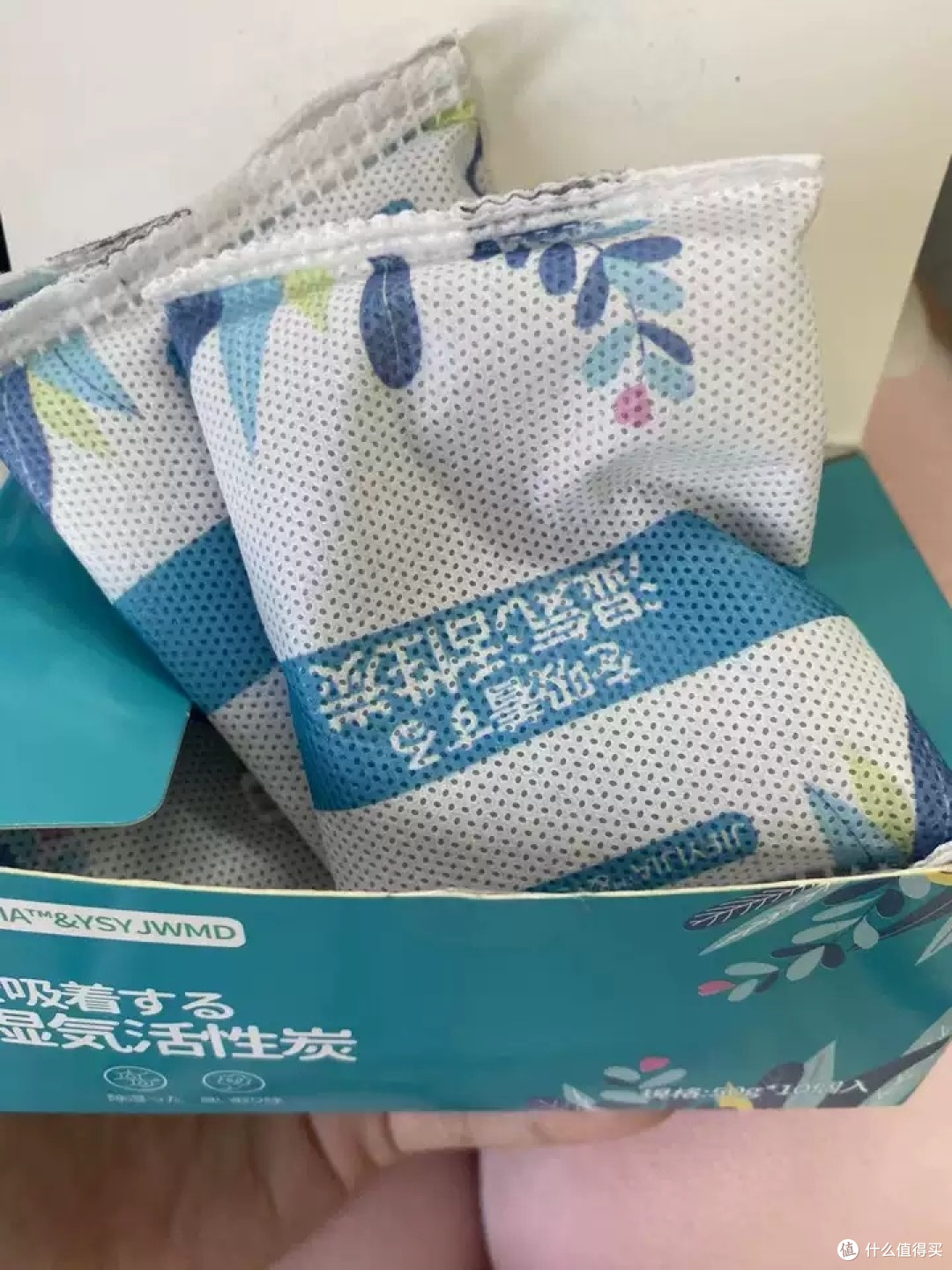 活性炭干燥剂:家居除湿除味利器