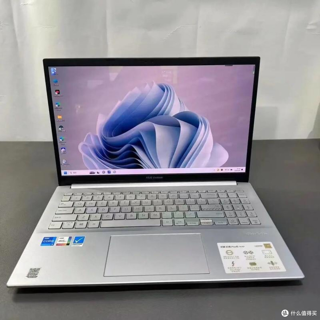 别盯新款笔记本了！华硕无畏Pro15降价后，学生党闭眼入不亏